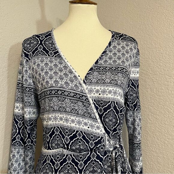 Navy Blue & White Boho Print Wrap Style Long Sleeve Dress Size L Made in USA - Picture 2 of 12
